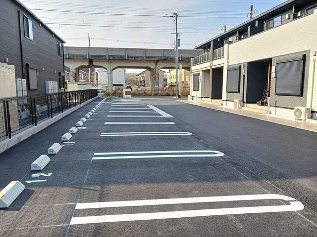 フィオーレⅡの駐車場