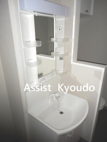 ベルク経堂壱番館の独立洗面台