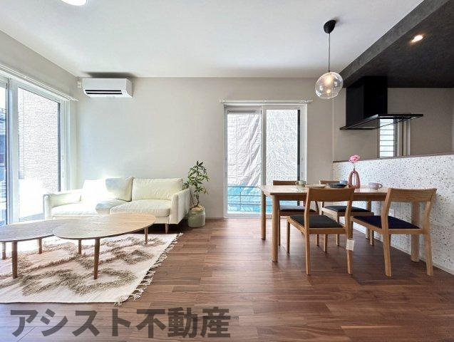 Lumina Terrace 飯塚駅西の居間・リビング