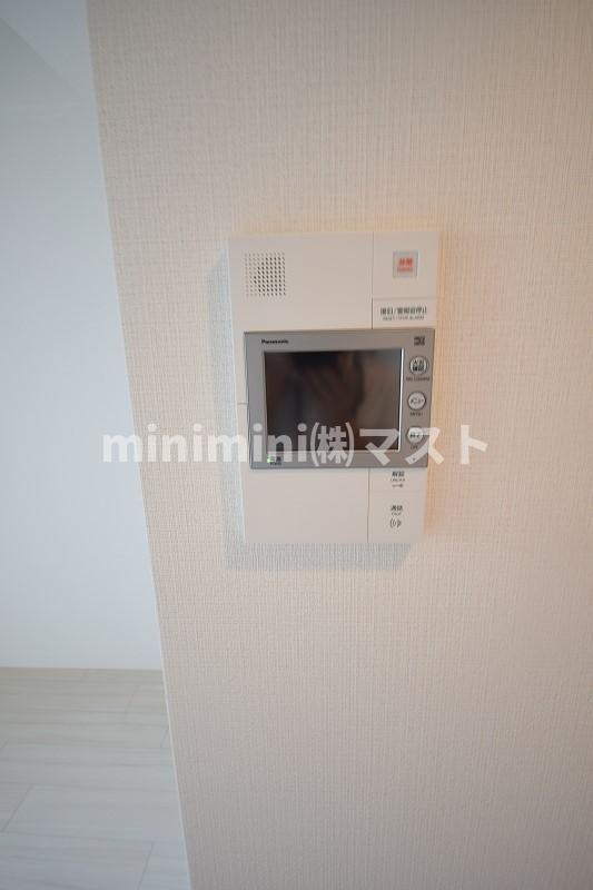 エスリード弁天町ベイコートのエントランス