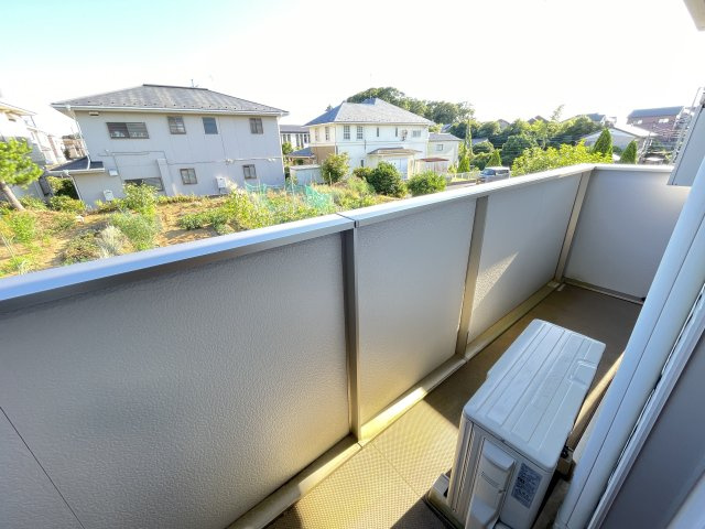 フェリス酒井根　Ⅰのバルコニー