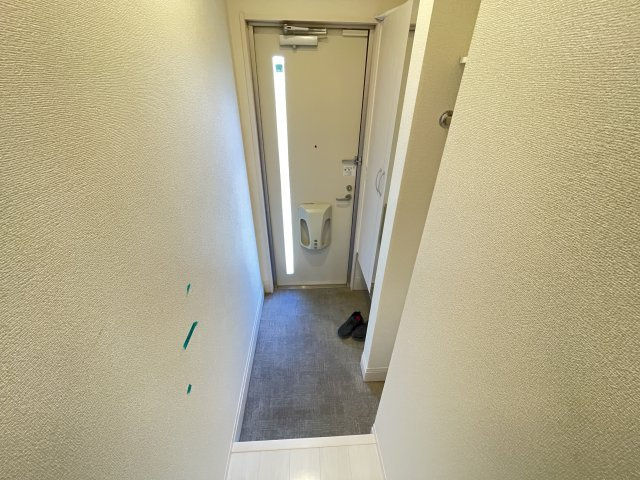 フェリス酒井根　Ⅰの玄関