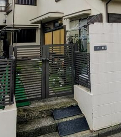リバー関Ⅱのエントランス