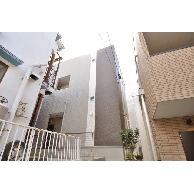 福岡市城南区梅林１丁目のアパート
