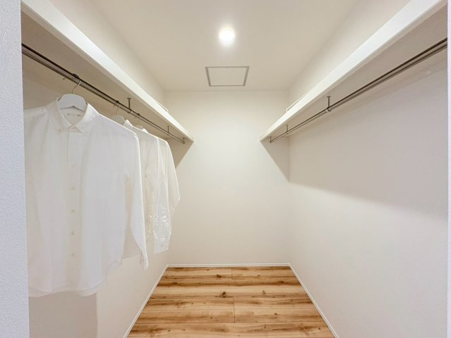 ダイマルタウン　岐阜市茜部寺屋敷第6　全2区画分譲の収納|ウォークインクローゼット