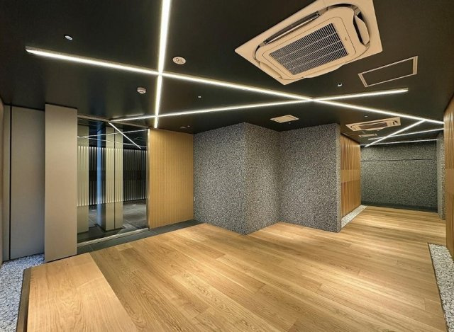 新宿区神楽坂３丁目の賃貸マンションのロビー