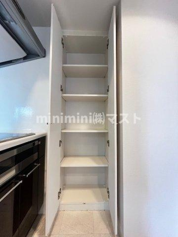 エルセレーノ上本町レジデンスの収納