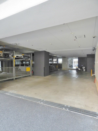 【駐車場】エスフォート西宮