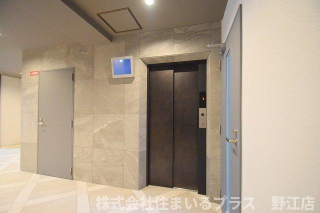 グランステディ城東中央のロビー
