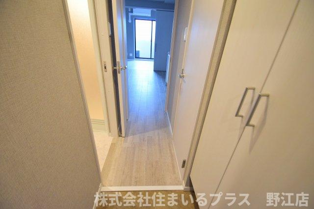 グランステディ城東中央の玄関