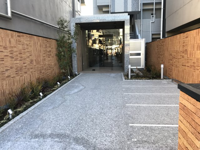 ARTESSIMO LATOのエントランス