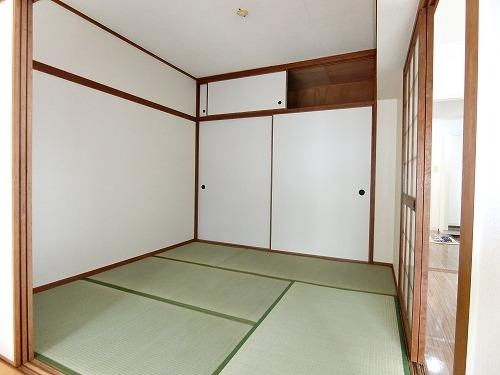 福岡市東区香椎２丁目の賃貸マンションの和室|物件の画像7