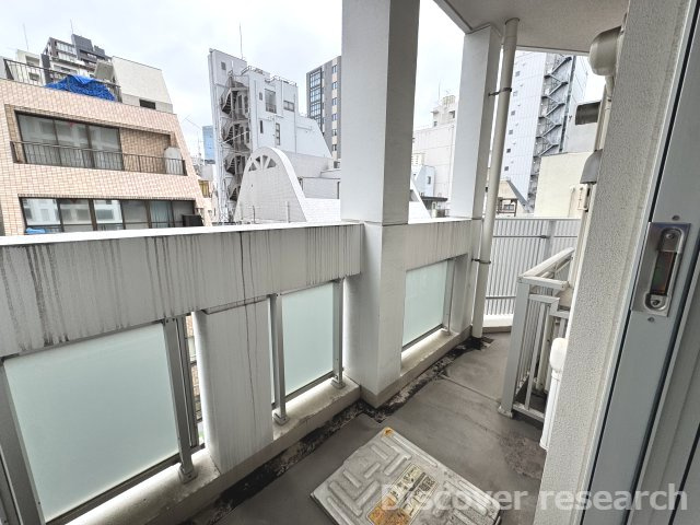 ライオンズ千代田岩本町ミレスのバルコニー