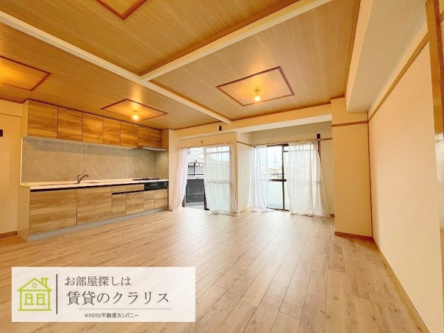 ハイツグレースメイトの居間・リビング