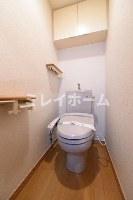 ルーブル多摩川参番館のトイレ|同建物内、別のお部屋の参考写真になります。