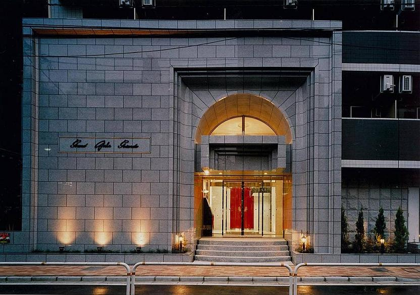 グランド・ガーラ五反田のエントランス