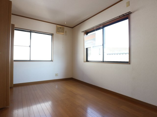 田代貸家(2階建て)の寝室