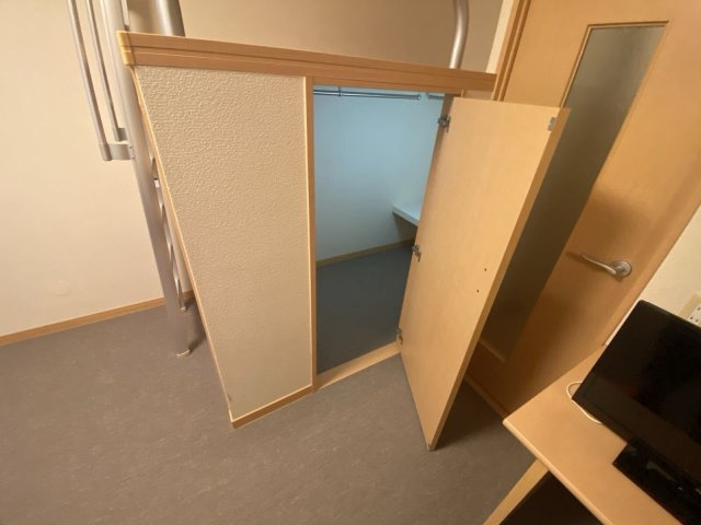 レオパレス高島の内装