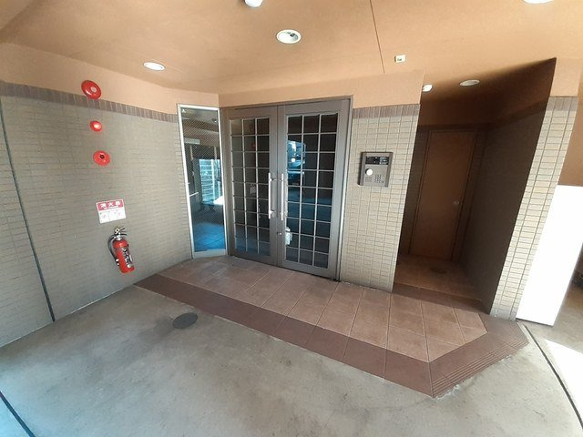 アルドールＫのエントランス