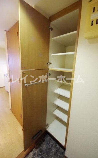 ホームメイド朝霞本町ビルの収納