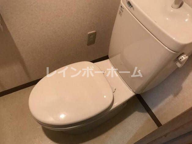 ホームメイド朝霞本町ビルのトイレ