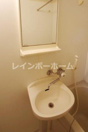 ホームメイド朝霞本町ビルの洗面所