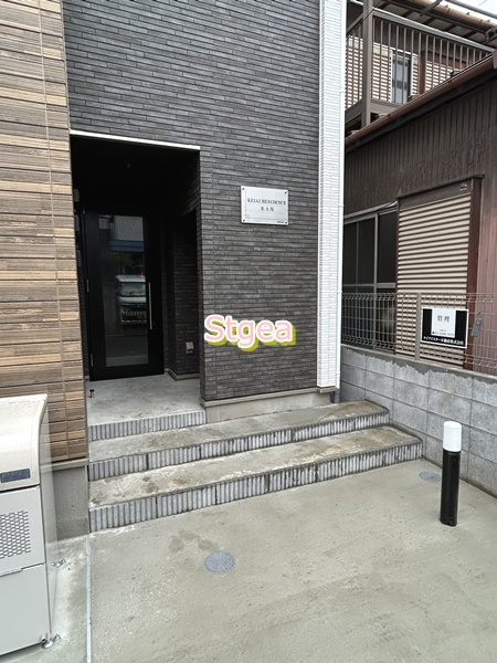 KEIAI RESIDENCE 北上尾のエントランス