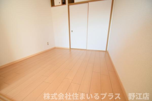 メゾンドエルGEの洋室