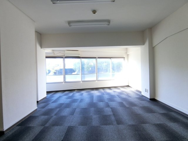 光信ビル