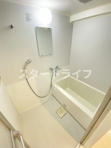 大阪市淀川区十三東１丁目の賃貸マンションの浴室