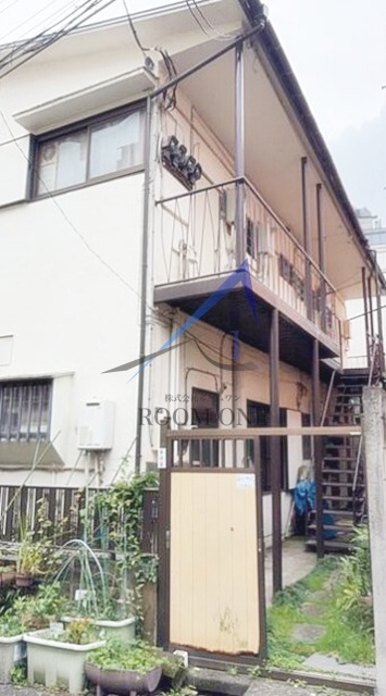 市川荘のエントランス|エントランスです。