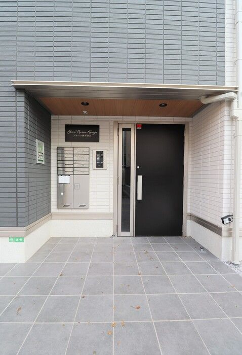 グレイス練馬春日のエントランス