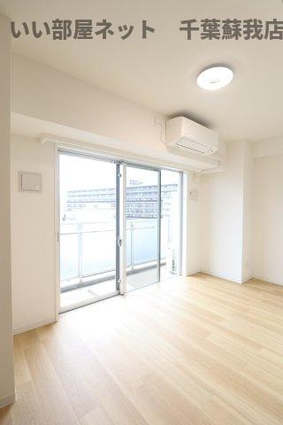 ウィルテラス千葉中央の居間・リビング|使いやすい居間です
