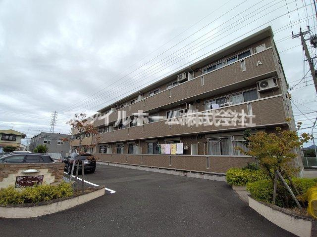 ラ・フルールＡ棟の外観