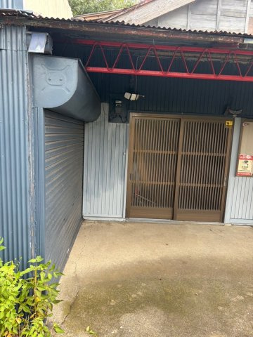 山武市松尾町本水深　3LKの玄関