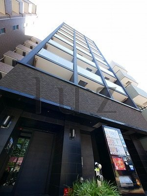 レア川崎西口壱番館の外観