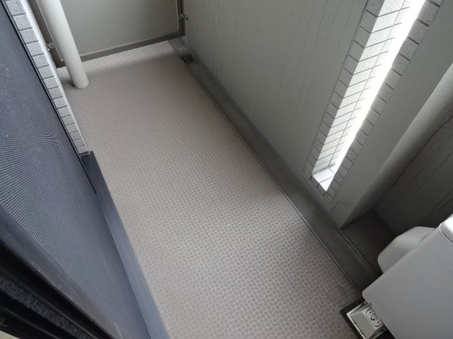 ルーブル亀戸天神前のバルコニー