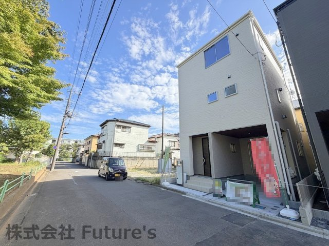 八潮市八潮6丁目　新築戸建　全2棟　2号棟の前面道路含む現地写真|前面道路含む現地写真です。