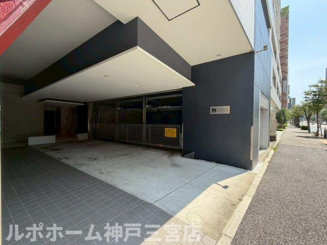 アプリーレ三宮磯上公園のエントランス