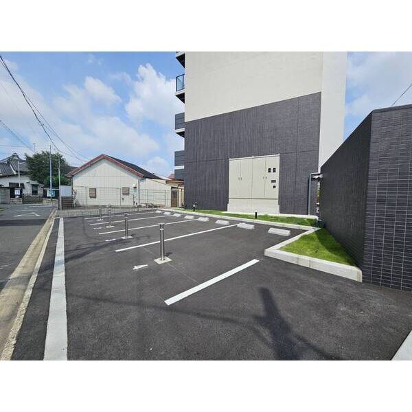 ディアレイシャス名古屋大須通南　名古屋市賃貸　仲介手数料無料の駐車場