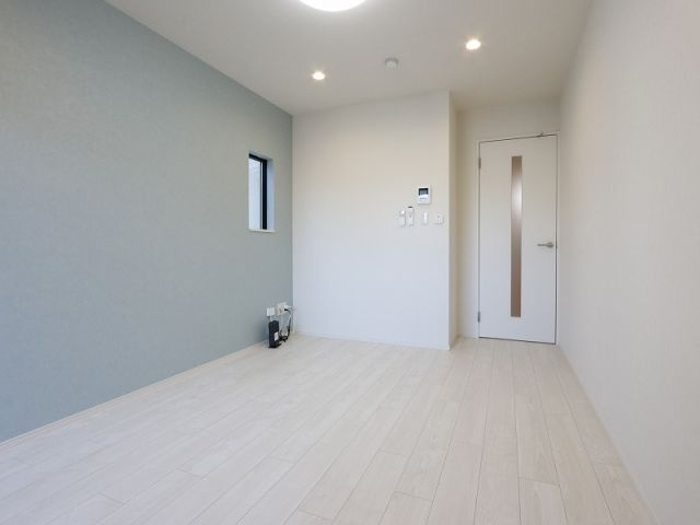 福岡市東区和白４丁目のアパートの居間・リビング