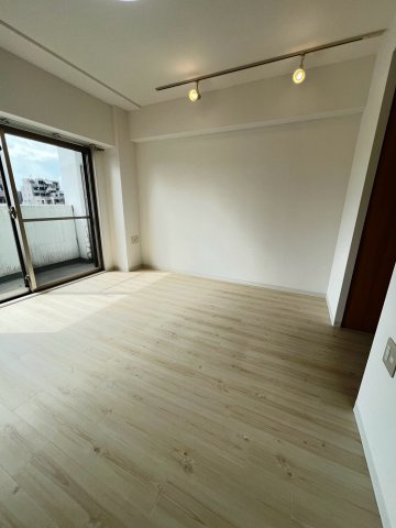 セレニテ甲子園Ⅰのその他共用部分|便利な宅配ボックス完備♪