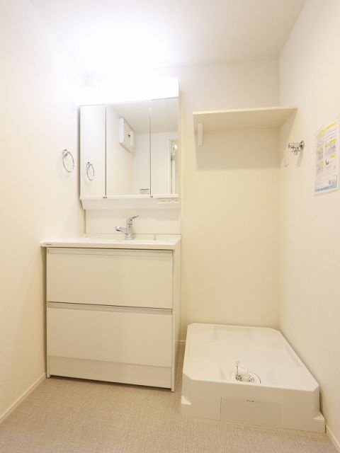 福岡市東区唐原４丁目のアパートの洗面所