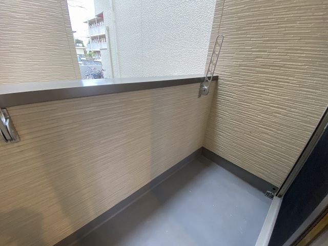 ＲＥＧＡＬＥＳＴ　ＪＭ　南方のバルコニー