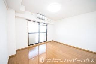 福岡市南区清水４丁目の賃貸マンションの居間・リビング|物件の画像3