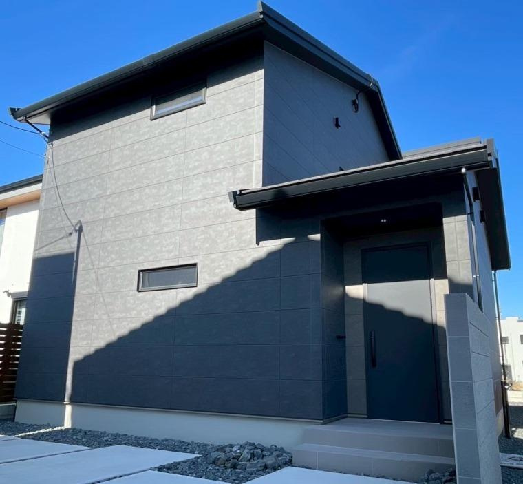 横根町石丸戸建の外観|きれいな外観です