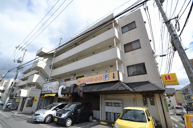 岡野ビルの外観|物件の外観です