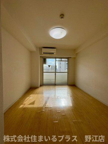 グランカーサ都島の居間・リビング