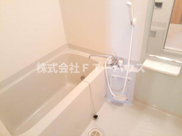 パール・ウィングⅠの浴室