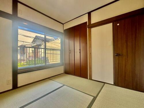 大久保町1丁目　中古一戸建ての和室|和室4.5帖
■物件内覧・資金計画相談・住宅ローン相談、リフォーム相談、お問合せ受付中■
※当日・翌日のご内覧、ご相談はお電話でのお問合せがスムーズです！